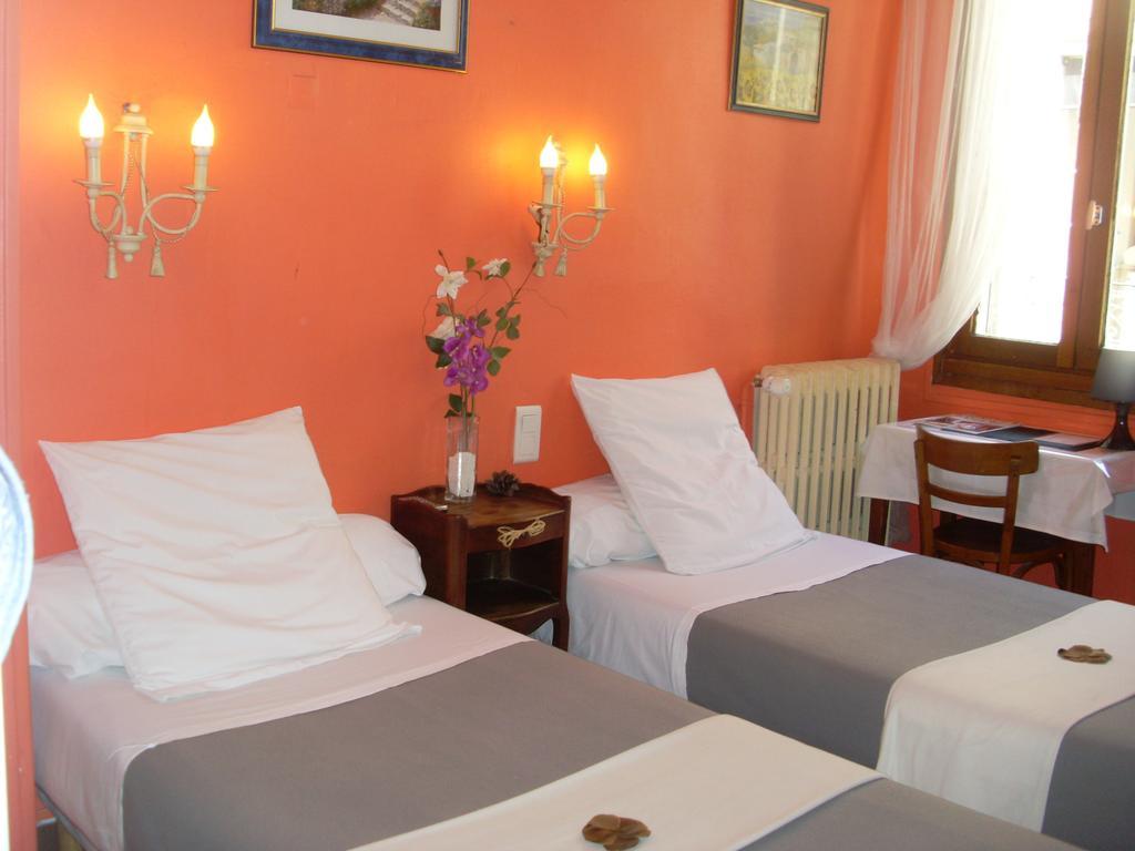 Hotel Innova Cardabella Avignon Exteriör bild