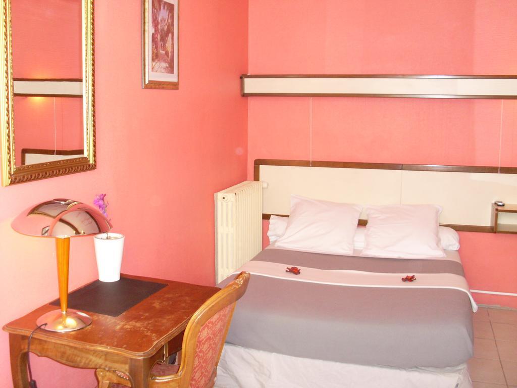 Hotel Innova Cardabella Avignon Exteriör bild
