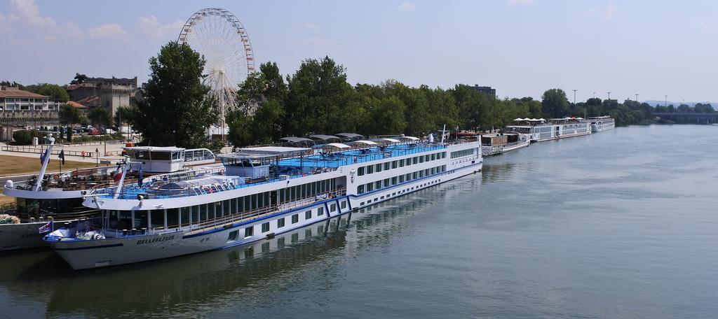 Hotel Innova Cardabella Avignon Exteriör bild