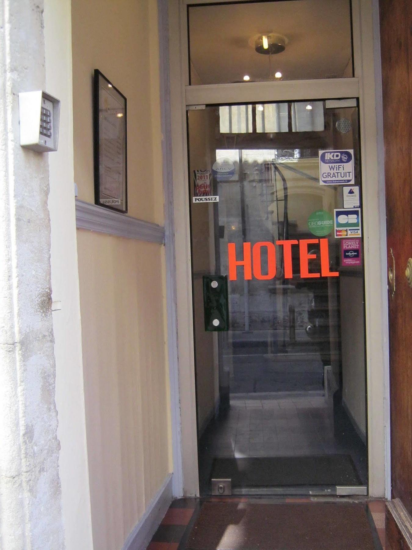 Hotel Innova Cardabella Avignon Exteriör bild